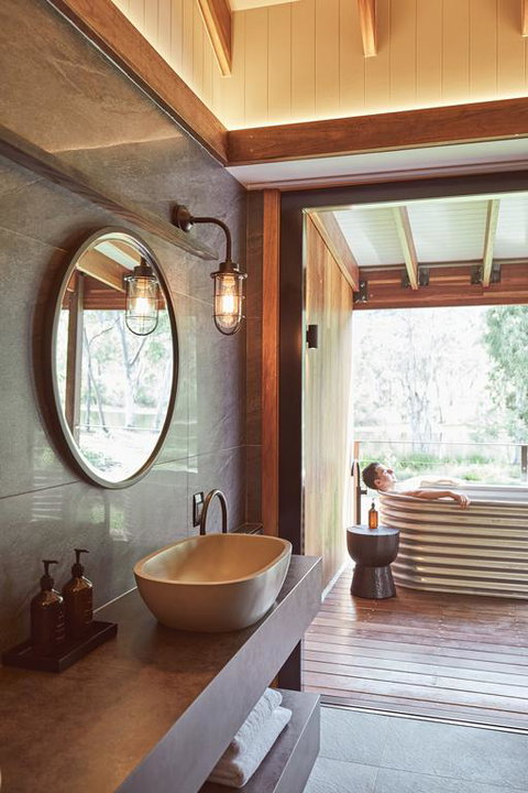 Mt Mulligan Lodge - New Castle Holiday 3