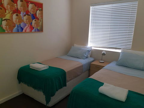 Mt.Lawley Superb 2 BR Apartment Ideally Located 5 - New Castle Holiday 1