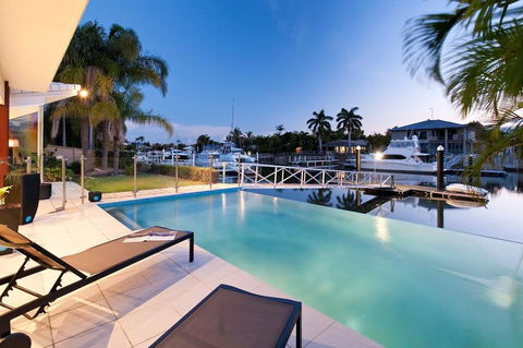 Mulloka Villa. Sunshine Coast Minyama - New Castle Holiday 0