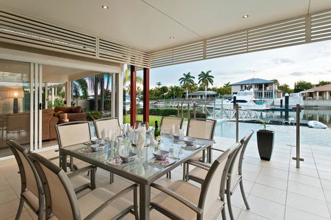 Mulloka Villa. Sunshine Coast Minyama - New Castle Holiday 1