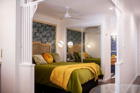 MUSE-Luxe Apartment In Port Douglas - New Castle Holiday 1