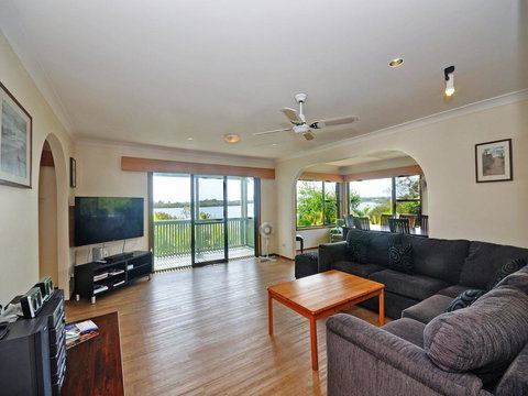 Myall Manor - New Castle Holiday 2