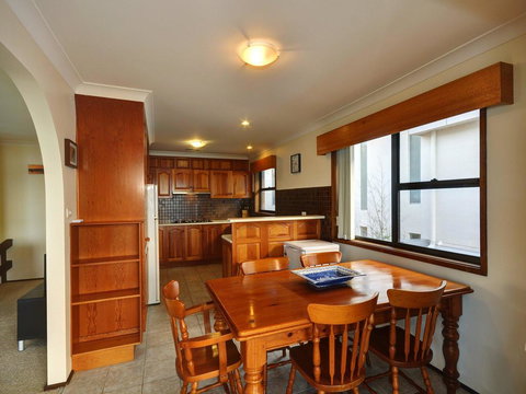 Myall Manor - New Castle Holiday 0