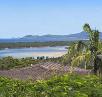 Nambucca Beach House - New Castle Holiday