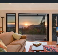 Narrow Neck Views - New Castle Holiday