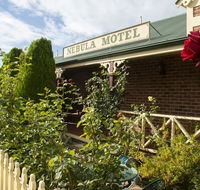 Nebula Motel - New Castle Holiday