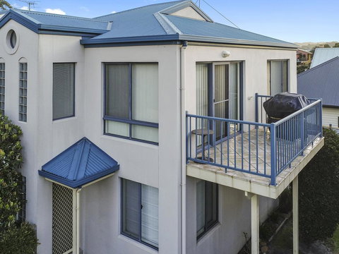 NELSON COVE 2 - Townhouse A Short Walk To Town - New Castle Holiday 2