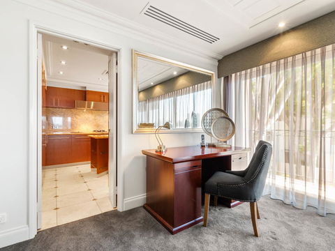 The Peninsula Riverside Serviced Apartments - New Castle Holiday 7