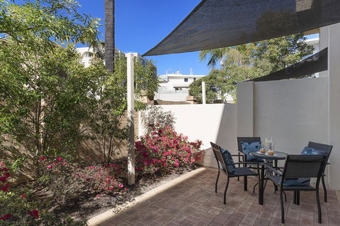 The Peninsula Riverside Serviced Apartments - New Castle Holiday 18