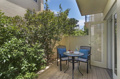 The Peninsula Riverside Serviced Apartments - New Castle Holiday 26