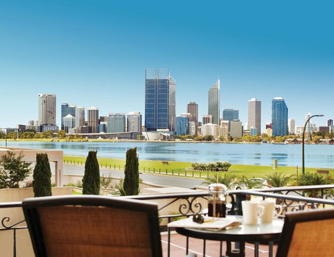 The Peninsula Riverside Serviced Apartments - New Castle Holiday 34