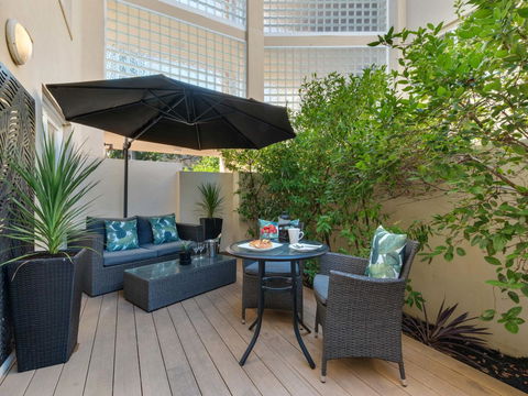 The Peninsula Riverside Serviced Apartments - New Castle Holiday 12