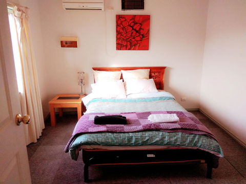 Forrest St Apartments - New Castle Holiday 4