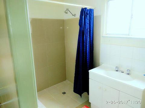 Forrest St Apartments - New Castle Holiday 18