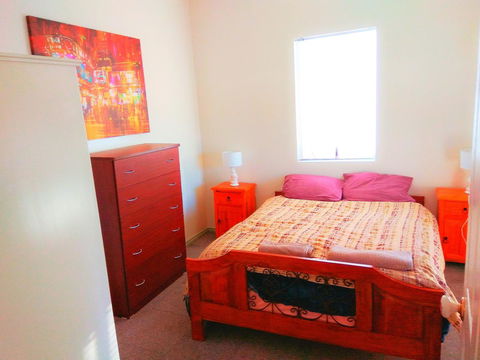 Forrest St Apartments - New Castle Holiday 15