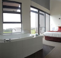 Cosy Corner Sea View Apartments - New Castle Holiday