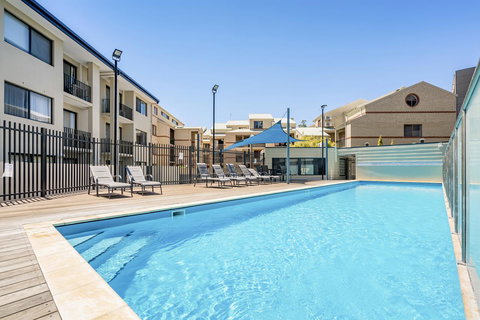 6 Executive Eastside Parking, Gym & Pool - New Castle Holiday 35