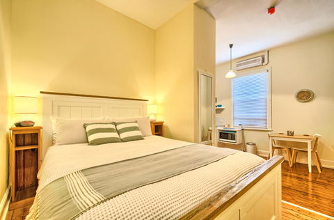 Spencer Suites Albany - New Castle Holiday 18