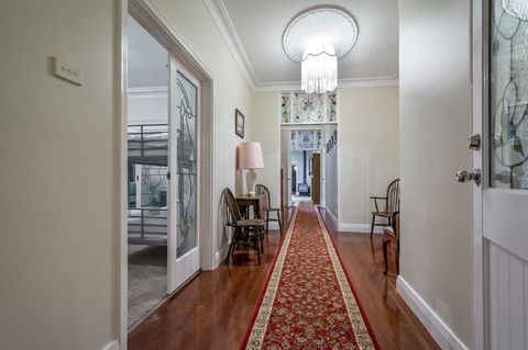 Serpentine Rose - New Castle Holiday 2