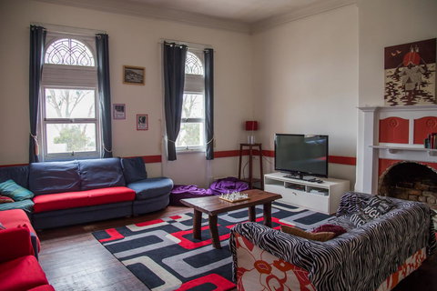 1849 Backpackers Albany - New Castle Holiday 1