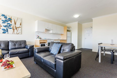 Perth Ascot Central Apartment Hotel Official - New Castle Holiday 10