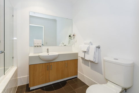 Perth Ascot Central Apartment Hotel Official - New Castle Holiday 17