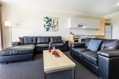 Perth Ascot Central Apartment Hotel Official - New Castle Holiday 11
