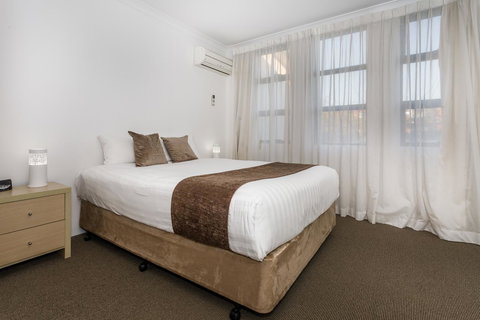 Perth Ascot Central Apartment Hotel Official - New Castle Holiday 16