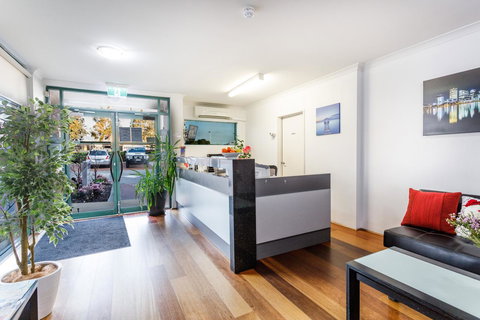 Perth Ascot Central Apartment Hotel Official - New Castle Holiday 7