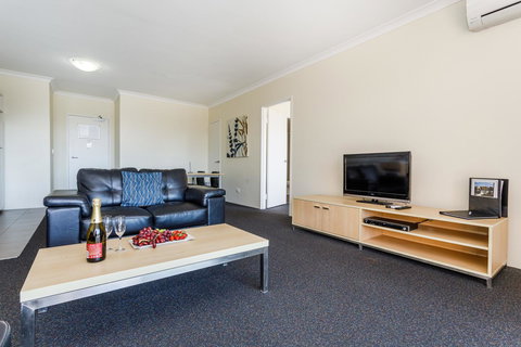 Perth Ascot Central Apartment Hotel Official - New Castle Holiday 15
