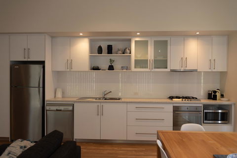 Cape Villas Dunsborough Unit 2 - New Castle Holiday 4