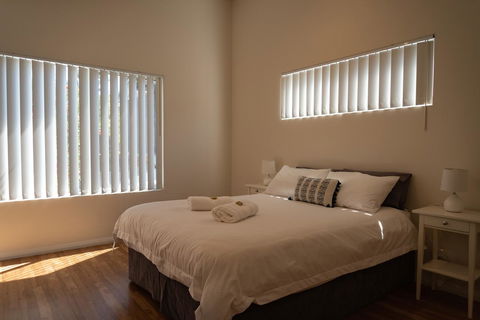 Cape Villas Dunsborough Unit 2 - New Castle Holiday 8