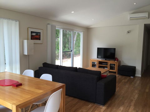 Cape Villas Dunsborough Unit 2 - New Castle Holiday 1