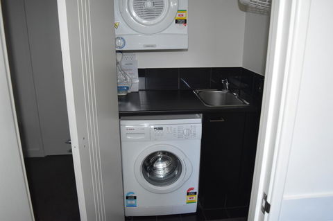 Central Executive Townhouse - New Castle Holiday 10