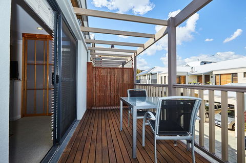 Fremantle Townhouse U/5 - New Castle Holiday 11