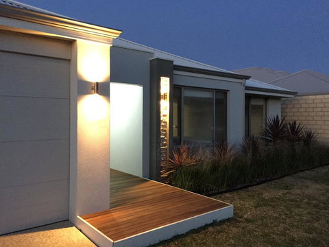 Rainbow Dream House - New Castle Holiday 26