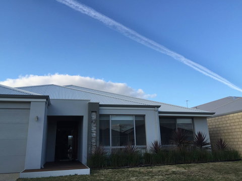 Rainbow Dream House - New Castle Holiday 28