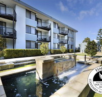 Lodestar Waterside Apartments - New Castle Holiday