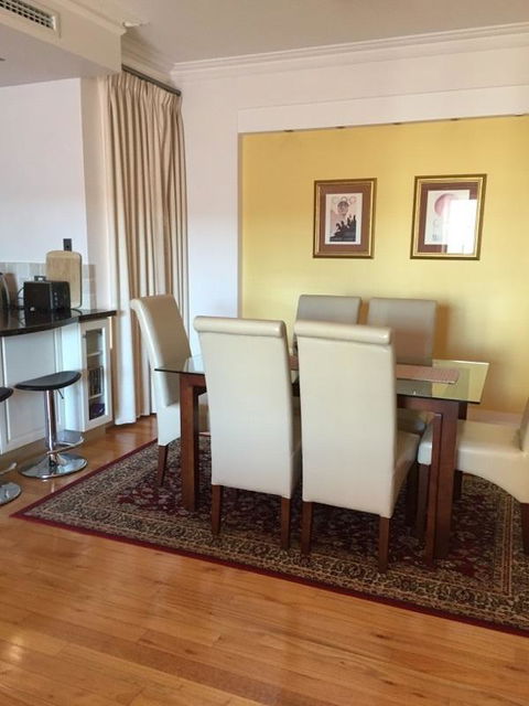 West End District Apartments - New Castle Holiday 25