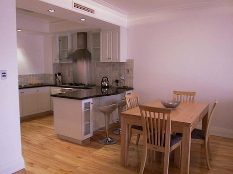West End District Apartments - New Castle Holiday 21