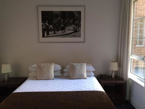 West End District Apartments - New Castle Holiday 5