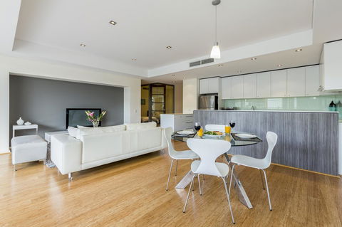 Gallery Serviced Apartments - New Castle Holiday 22
