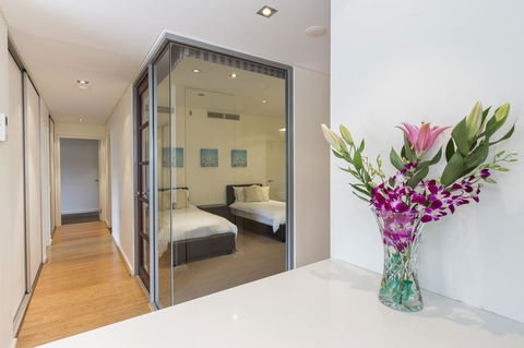 Gallery Serviced Apartments - New Castle Holiday 10