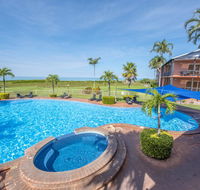 Moonlight Bay Suites - New Castle Holiday