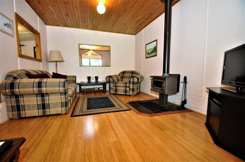 Treenbrook Cottages - New Castle Holiday 13