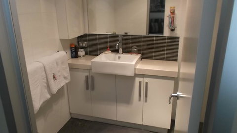 New York On King - New Castle Holiday 14