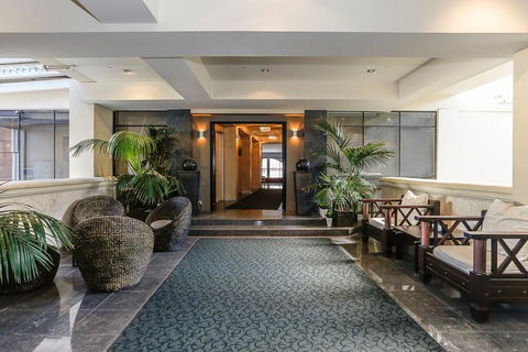 New York On King - New Castle Holiday 3