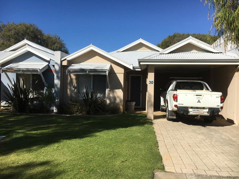 Geographe Bay Apartment - New Castle Holiday 11