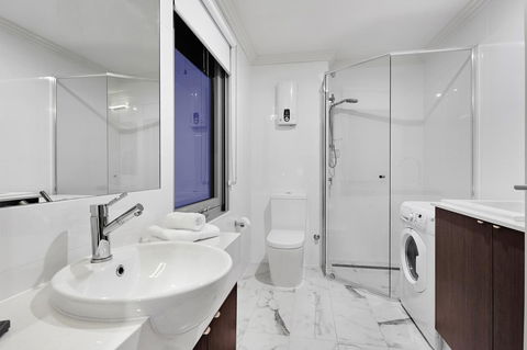 Attika Hotel - New Castle Holiday 21