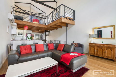 Spacious Central Townhouse - New Castle Holiday 2